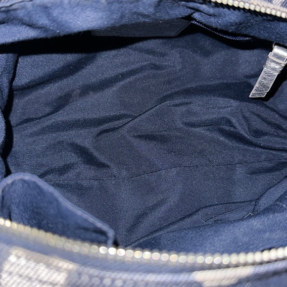 EC - COACH CARLY SIGNATURE STRIPE HOBO NAVY BLUE & GRAY SHOULDER BAG. - Picture 12 of 15